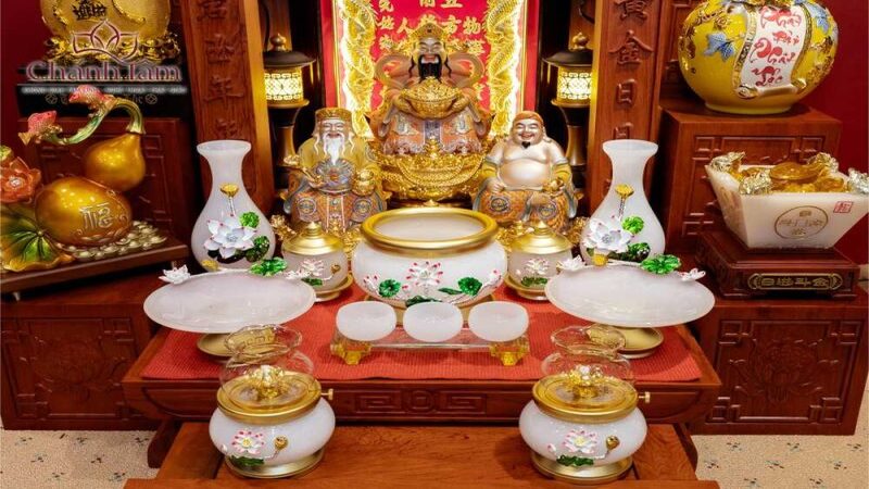 Những sai lầm phổ biến khi bố trí Két tiền và Bàn Thờ Thần Tài